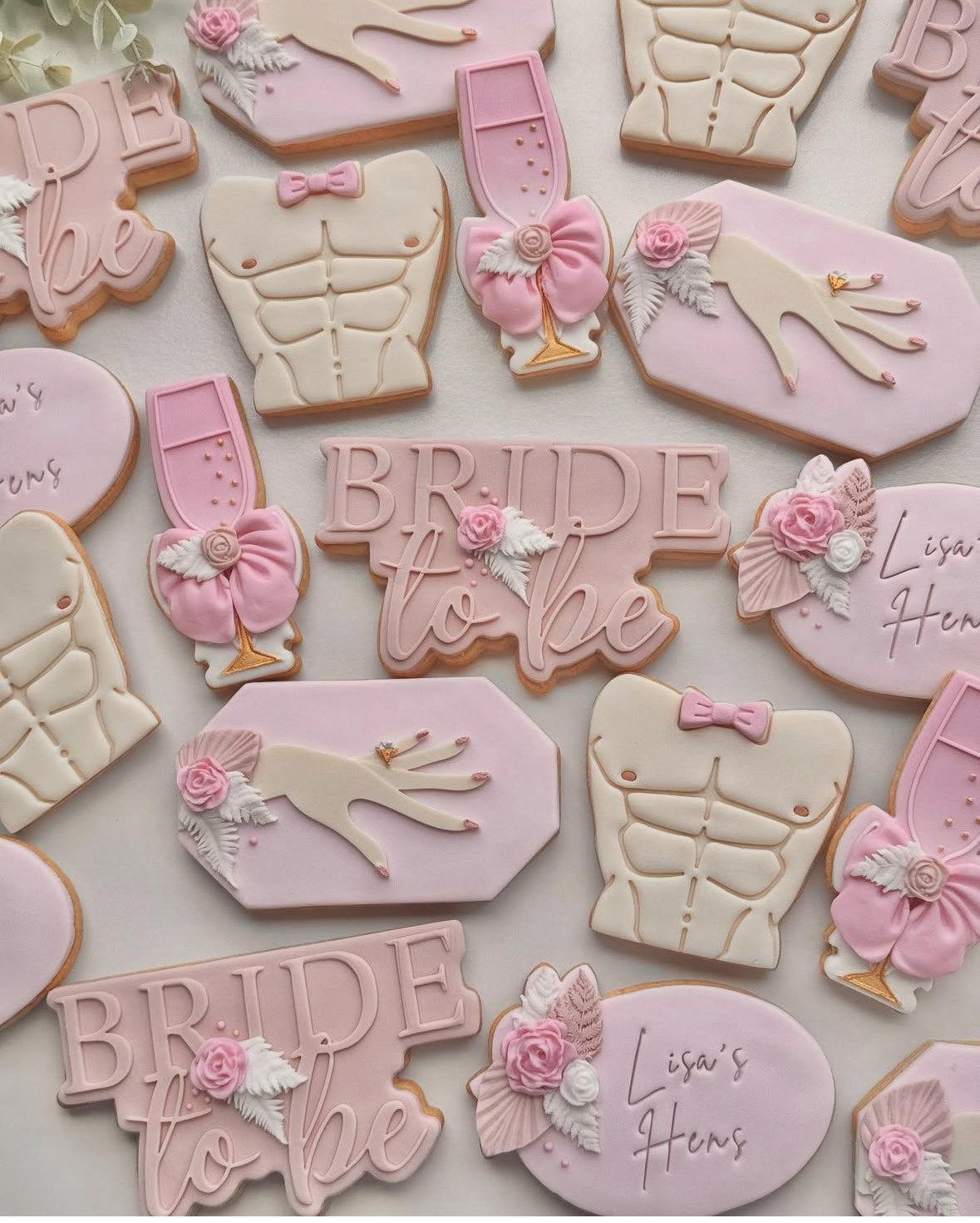 Floral Hens - Pack of 15 cookies